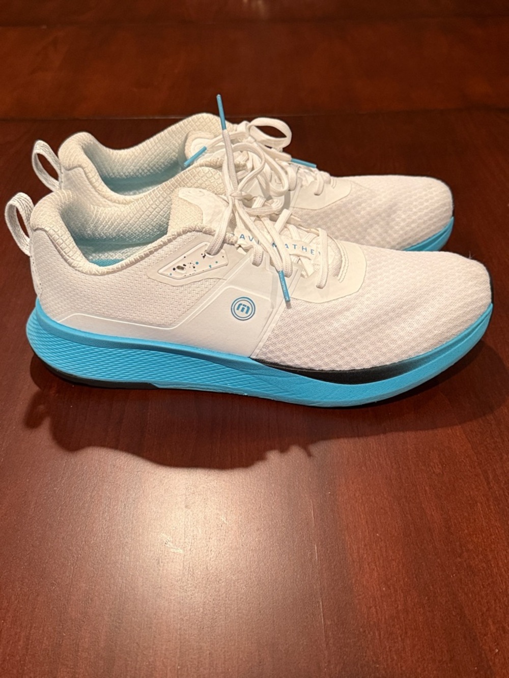 Travis Mathew Men’s -11 White Athletic Sneakers with Light Blue Accents